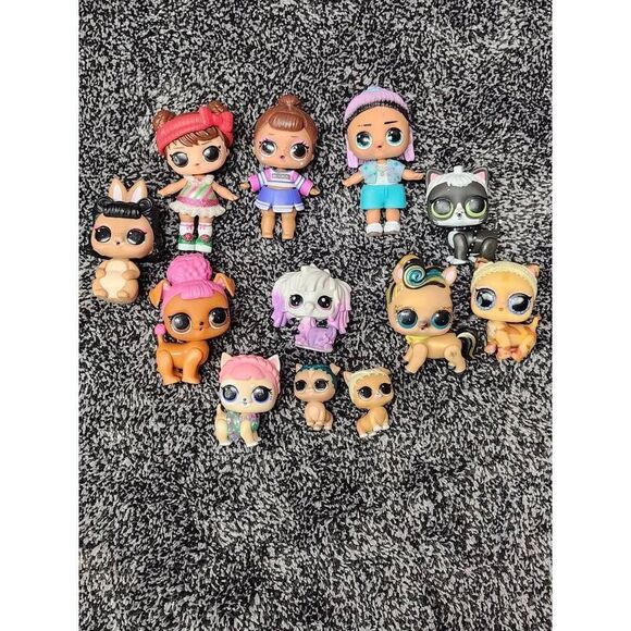 LOL Doll and Pet Lot QTY:12 #A80 - Picture 1 of 8